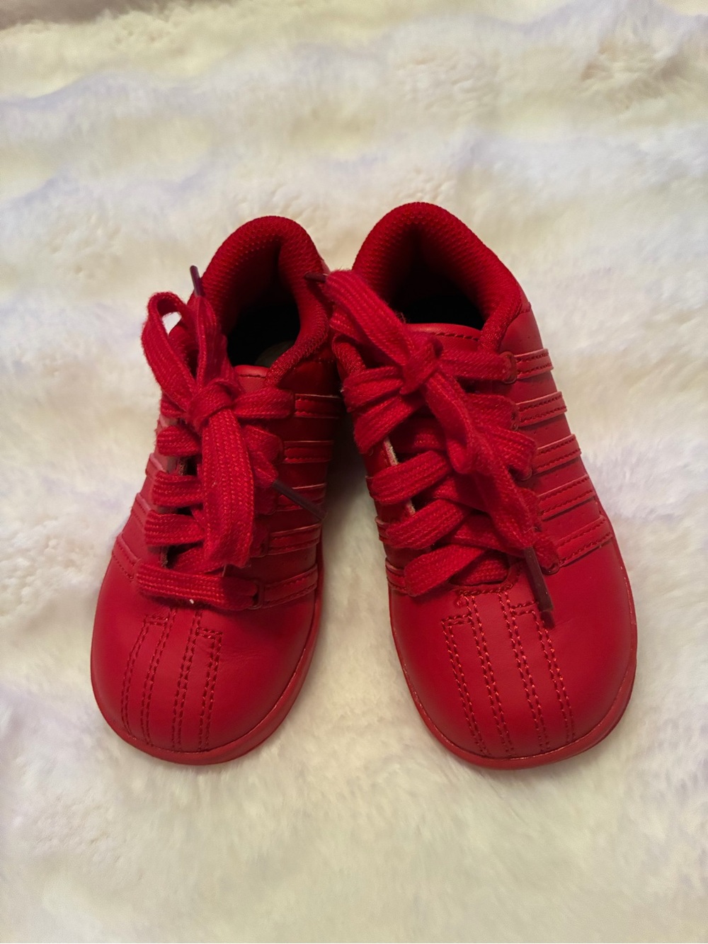 K-Swiss Bright Red Kids Lace-Up Sneakers
